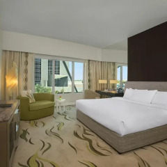 Отель Hilton Capital Grand Abu Dhabi 5* Стандартный номер с различными типами кроватей
