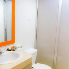 Отель Twin Inn Пхукет ванная фото 2