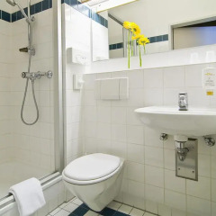 GHOTEL hotel & living Hannover 3* Стандартный номер с различными типами кроватей фото 7