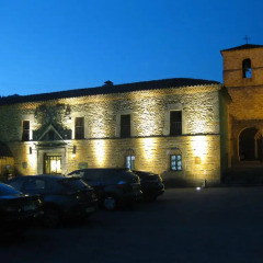 Отель Casa de Aldea La Casona de Los Valles парковка