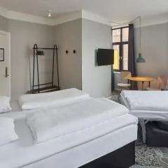 Zleep Hotel Copenhagen City 3* Стандартный семейный номер с двуспальной кроватью фото 4