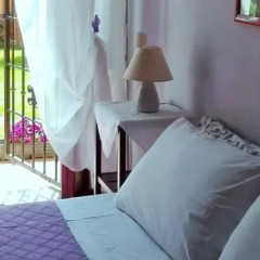 Отель B&b Al Giardino Di Alice 2* Стандартный номер фото 33