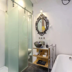 Апартаменты Carmo Chiado Deluxe Apartment ванная