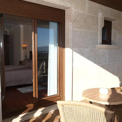 Отель Pensión Residencia A Cruzán - Adults Only 3* Стандартный номер с различными типами кроватей фото 25