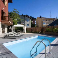Отель BasqueVillas | Villa Oasis бассейн