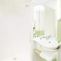 Отель Ibis Budget Madrid Centro Las Ventas ванная фото 2