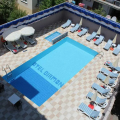 Diamond Hotel бассейн
