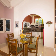 Отель Shalom Residence в номере