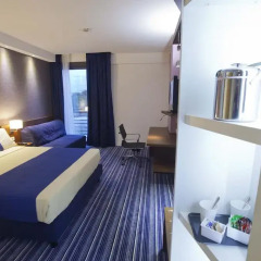 Отель Holiday Inn Express Rome - East 4* Стандартный номер с различными типами кроватей фото 5