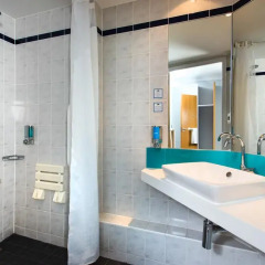 Отель Holiday Inn Express Glasgow Airport 3* Стандартный номер фото 16