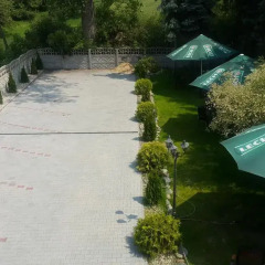 Отель Route One - Restauracja & Pokoje Hotelowe спортивное сооружение