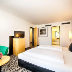 Отель ACHAT Plaza Frankfurt/Offenbach 4* Номер Бизнес с различными типами кроватей фото 2