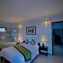 Отель Starfruit Homestay Hoi An 2* Улучшенный номер с различными типами кроватей фото 11