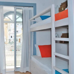 Ale-Hop Albufeira Hostel Кровать в общем номере с двухъярусной кроватью фото 6