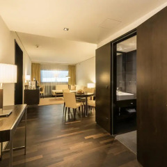 Отель Four Points by Sheraton Sihlcity Zurich комната для гостей фото 5