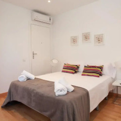 Апартаменты Apartment The White Duplex комната для гостей