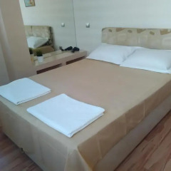 Апартаменты Geri Apartment комната для гостей фото 3