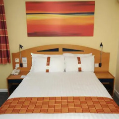 Отель Holiday Inn Express Glasgow Airport 3* Стандартный номер фото 10
