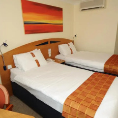Отель Holiday Inn Express Glasgow Airport 3* Стандартный номер фото 5