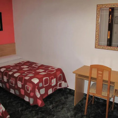 Отель Hostal Bruña Испания, Мадрид - отзывы, цены и фото номеров - забронировать отель Hostal Bruña онлайн удобства в номере