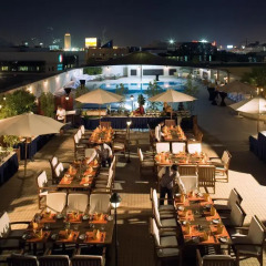 Отель Mövenpick Hotel Bur Dubai ОАЭ, Дубай - отзывы, цены и фото номеров - забронировать отель Mövenpick Hotel Bur Dubai онлайн питание фото 3