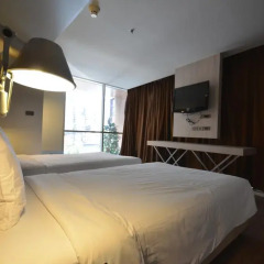 Отель The Heritage Hotels Bangkok 4* Люкс фото 2