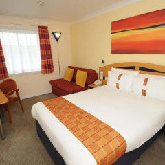 Отель Holiday Inn Express Glasgow Airport 3* Стандартный номер фото 14
