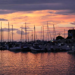Отель Boat Madeleine пляж