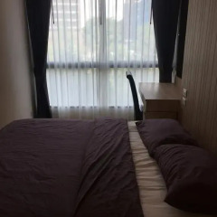Отель The CHEZZ Metro Life Condo by Room Plus Паттайя комната для гостей фото 5