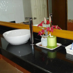 Отель Lamai Guesthouse 3* Номер Делюкс с двуспальной кроватью фото 6