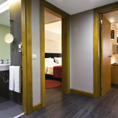 SANA Reno Hotel 3* Стандартный семейный номер с двуспальной кроватью фото 4