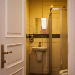 Chambers Of The Boheme - Hostel Кровать в общем номере с двухъярусной кроватью фото 21