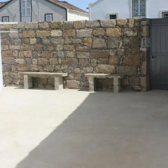 Отель Casas do Vale - A Taberna парковка