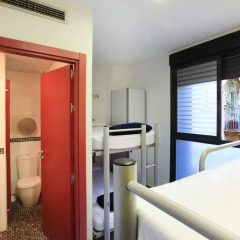 Center Valencia Youth Hostel Кровать в общем номере с двухъярусной кроватью фото 7