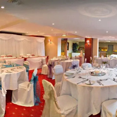 The Greyhound Hotel фото 2