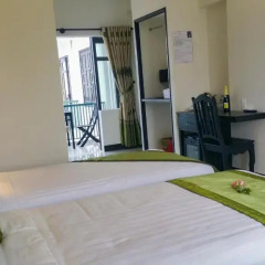 Отель Starfruit Homestay Hoi An 2* Стандартный семейный номер с двуспальной кроватью фото 11