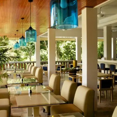 Отель Amala Grand Bleu Resort питание