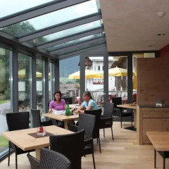 Hotel Goldener Adler Курон-Веноста питание