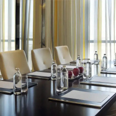 Отель Marriott Executive Apts Al Jaddaf Дубай фитнесс-зал фото 3