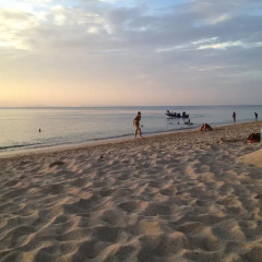 Отель Khum Laanta Resort Ланта пляж