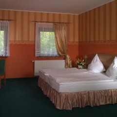 Hotel Bugatti Вроцлав комната для гостей