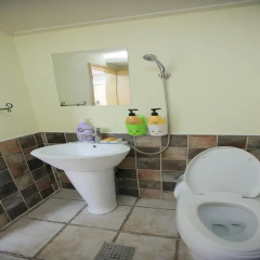 HaHa Guesthouse - Hostel ванная фото 2