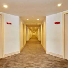 The Gateway Hotel Beach Road интерьер отеля фото 2