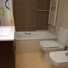 Отель Apartamentos Navas 2 Барселона ванная фото 2