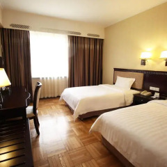 Guangzhou Hotel 3* Люкс с различными типами кроватей фото 4