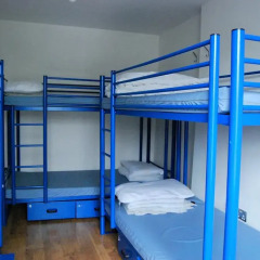 Отель Saint James Backpackers Кровать в общем номере с двухъярусной кроватью фото 4