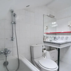 Отель Hôtel George - Astotel 3* Стандартный номер с различными типами кроватей