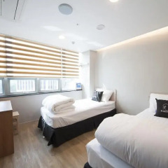Отель K-Guesthouse Dongdaemun Premium 2* Стандартный номер с различными типами кроватей фото 9