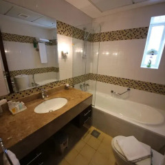 Tulip Hotel Apartments 4* Апартаменты с различными типами кроватей фото 16