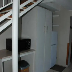 Отель Courtyard Lodging сейф в номере